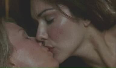 Naomi Watts and Laura Harring kissing in Mulholland Drive